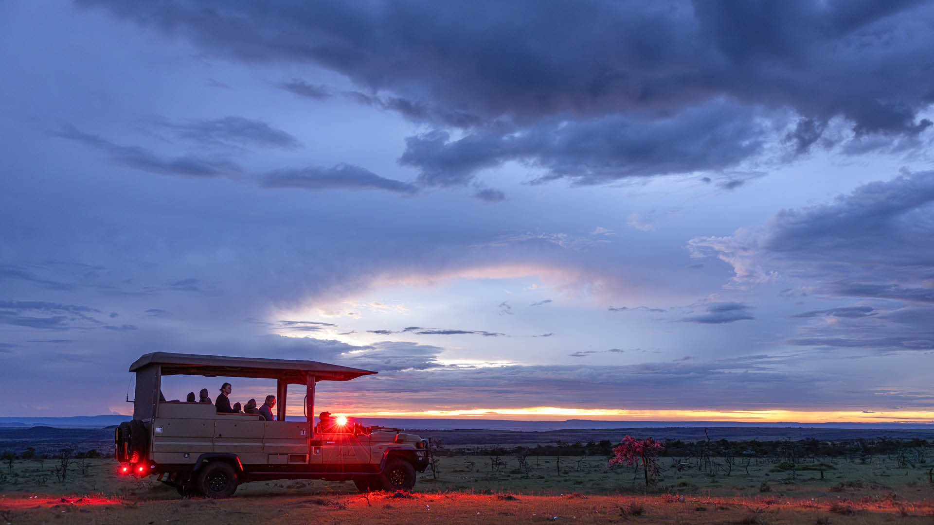 sundowners-elewana-sand-river-camp-masai-mara